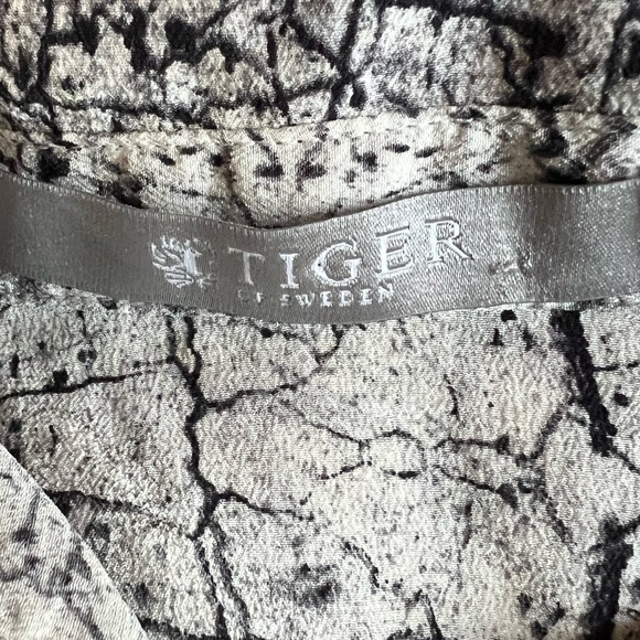 Tiger of Sweden Silk Blouse - Picture 7 of 7